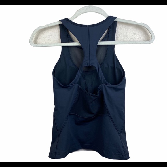 Lululemon Gear Up Black Mesh Detail Tank - Picture 2 of 3